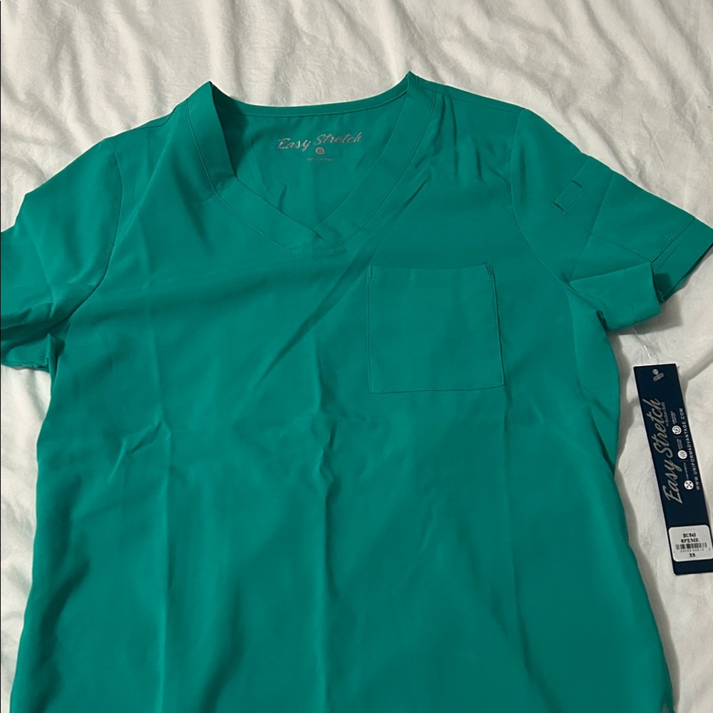 Uniform Advantage Scrub Top